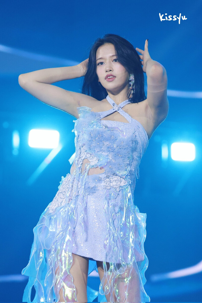 241220 IVE Yujin at '2024 KBS Song Festival' documents 1