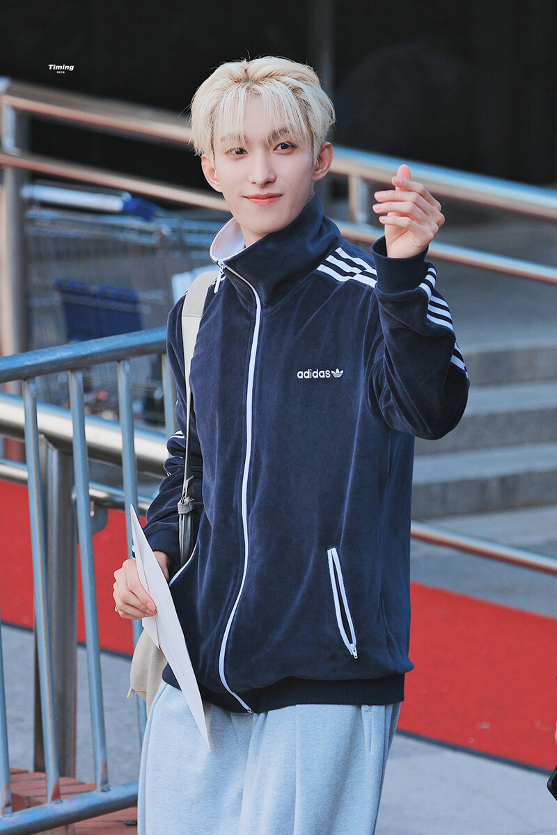 240503 SEVENTEEN DK - Music Bank Commute documents 5