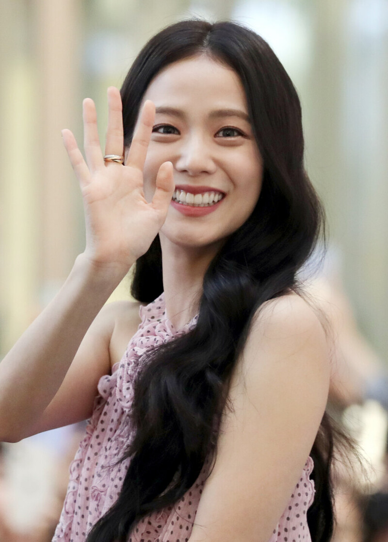 230401 JISOO- 'ME' Fan Meeting Event in Seoul documents 1