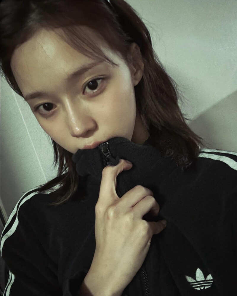 240130 - WINTER Instagram Update documents 2