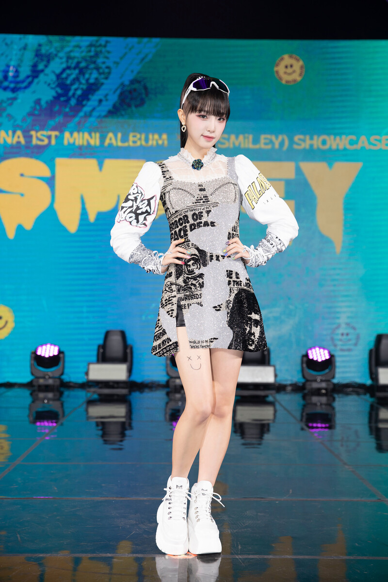 Yena 1st Mini Album ˣ‿ˣ (SMiLEY) Press Showcase documents 4