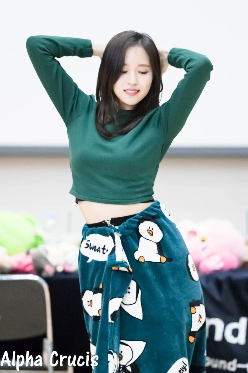 Mina940.jpg