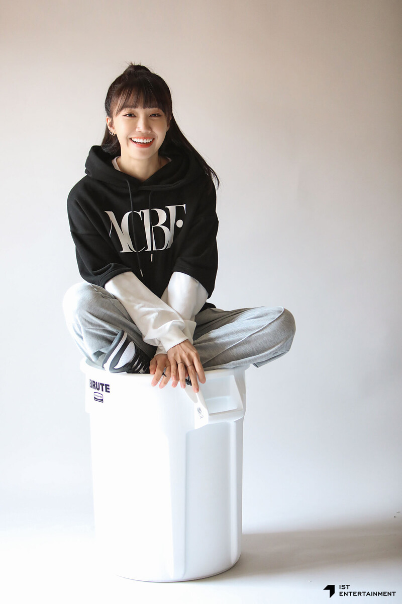 220415 IST Naver - Apink Eunji 'ACBF' Photoshoot Behind documents 12