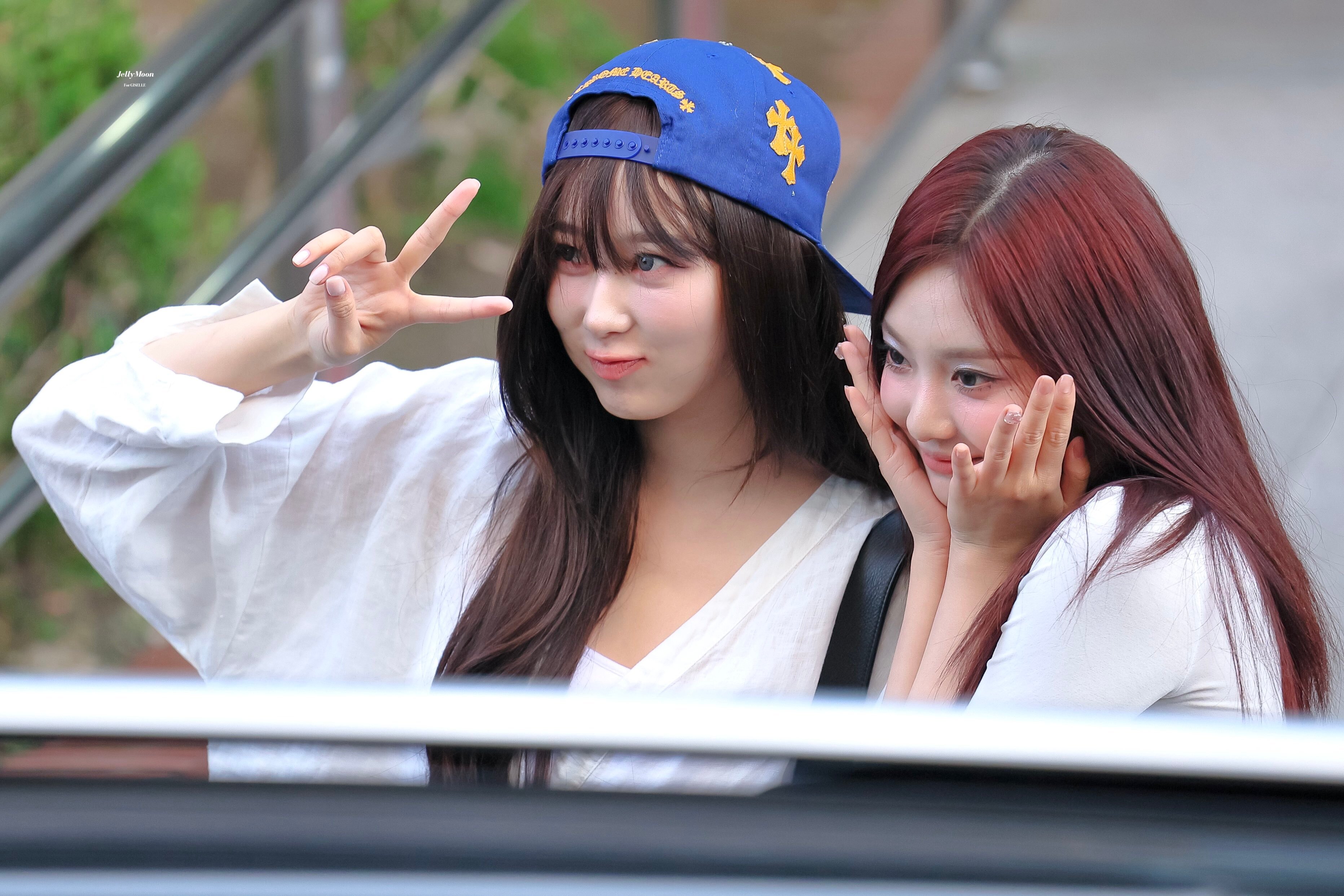 240517 aespa GISELLE & NINGNING - Music Bank Commute | kpopping