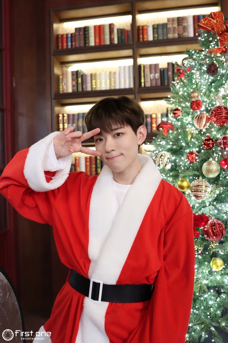 231228 FirstOne Entertainment Naver Post - 'Back to Christmas' MV Behind documents 25