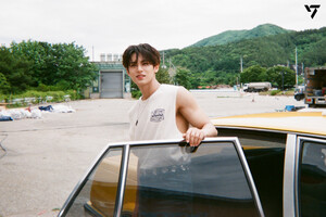 220725 SEVENTEEN ‘SECTOR 17’ Behind film photo - Mingyu | Weverse