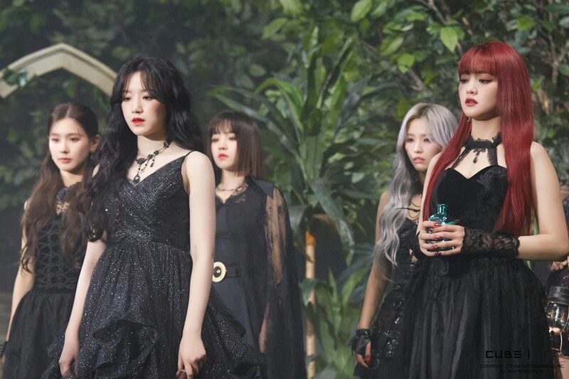 210511 Cube Naver Post - (G)I-DLE's 'Last Dance' MV Behind documents 1