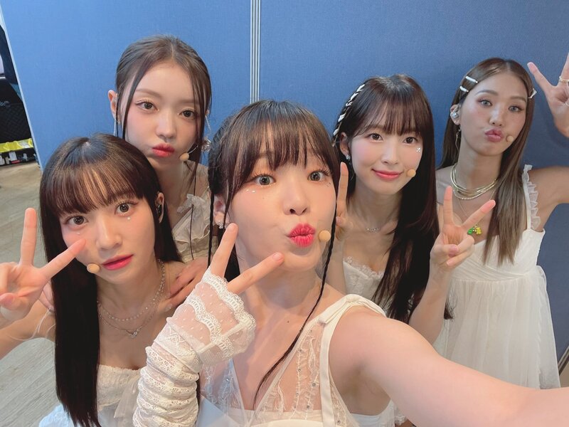 230803 OH MY GIRL Twitter Update documents 3