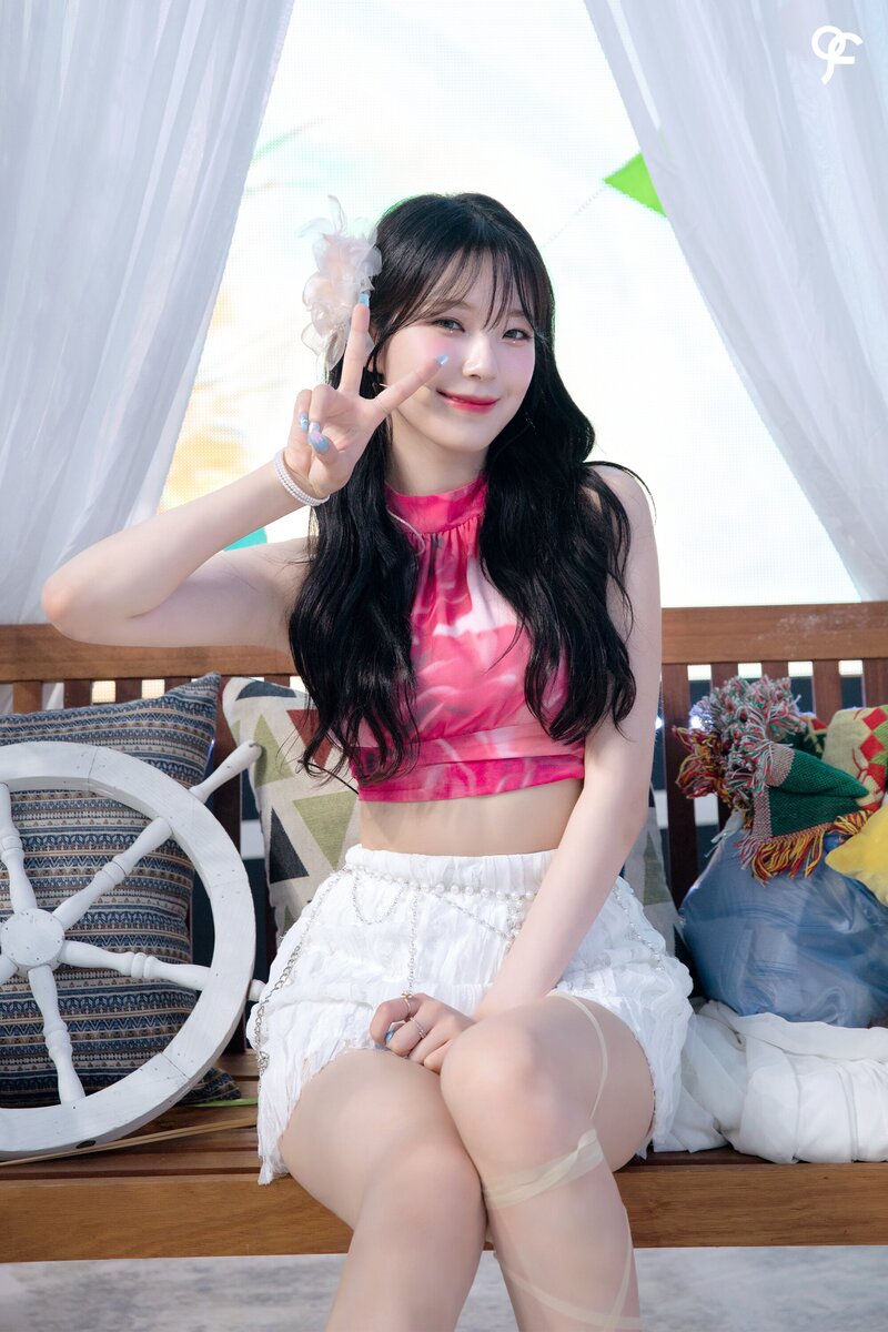 220803 fromis_9 Weverse - ‘Stay This Way’ Behind Sketch 1 documents 2