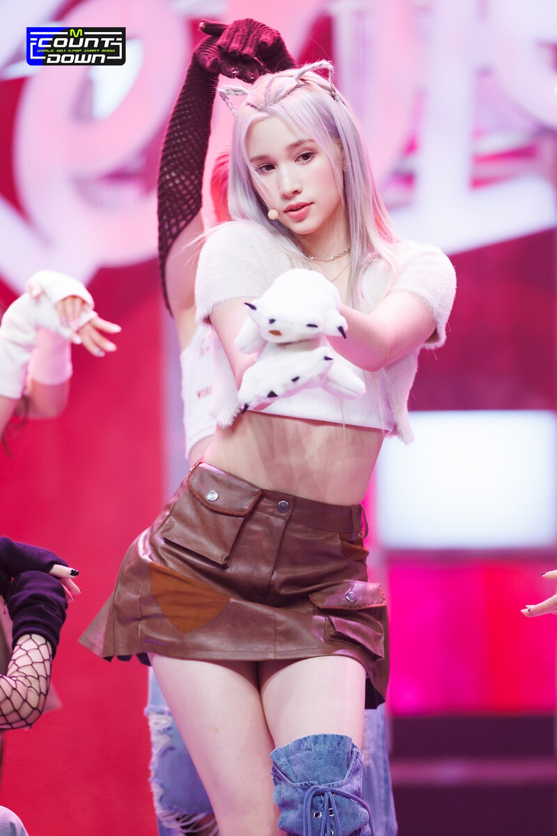 230413 Kep1er Bahiyyih - 'Giddy' & 'Back to the City' at M COUNTDOWN documents 2