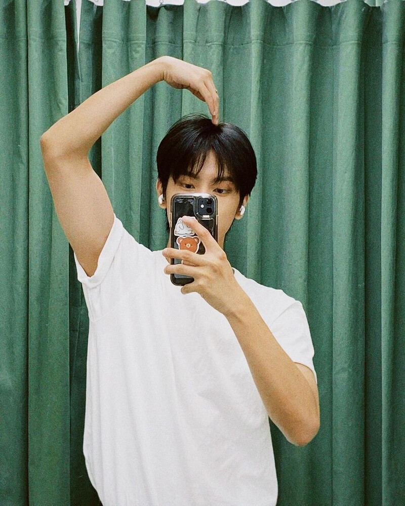 230729 - KYLER Instagram Update documents 2