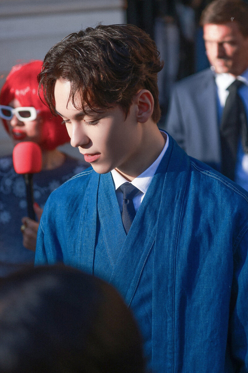 240620 SEVENTEEN Vernon - Paris Fashion Week KENZO documents 2