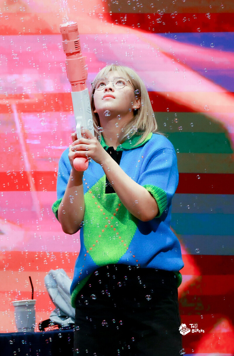 220907 TWICE Jeongyeon documents 5