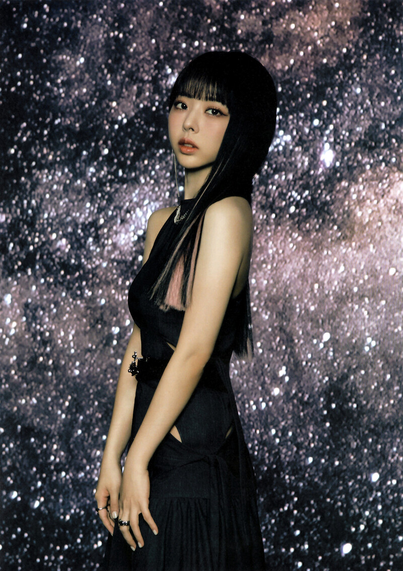 Loossemble - 1st Mini Album 'Loossemble' (Space ver.) [SCANS] documents 21