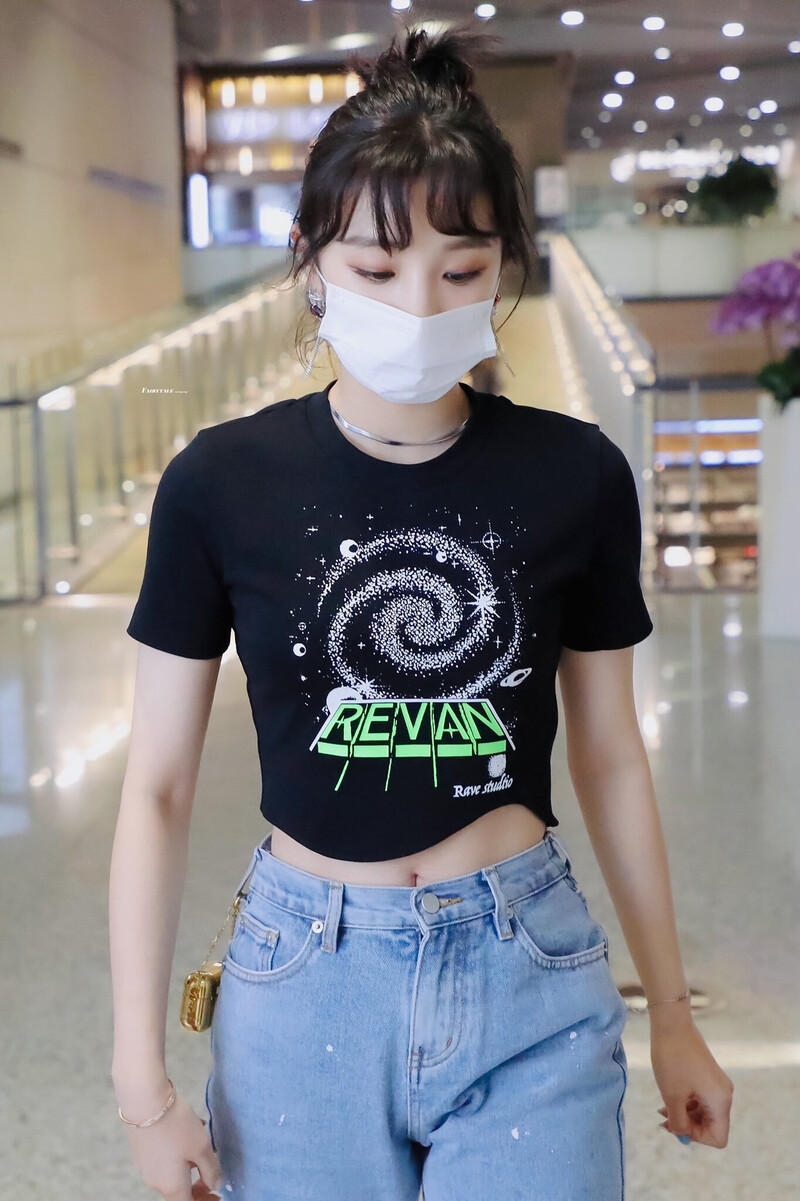 210601 (G)I-DLE Yuqi documents 6