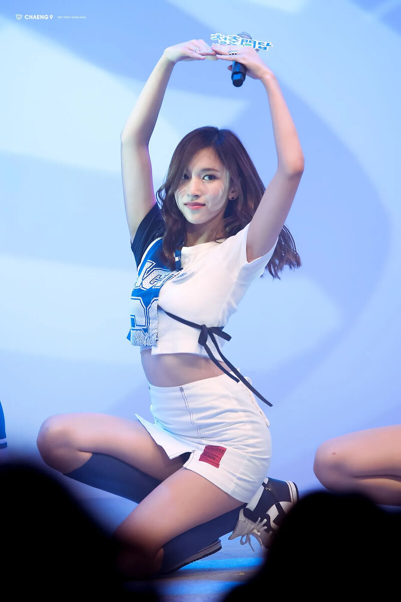 Mina823.jpg