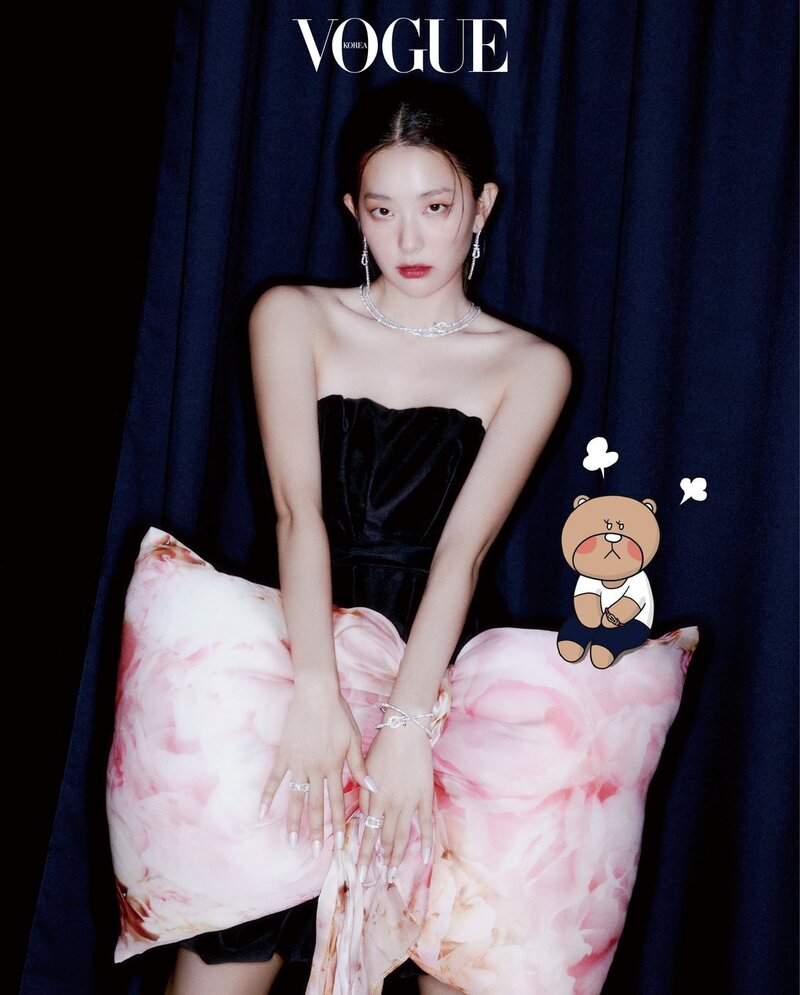 Red Velvet Seulgi for Vogue Korea August 2022 Issue documents 2