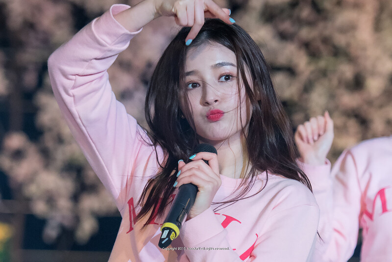 180406 MOMOLAND Nancy documents 8