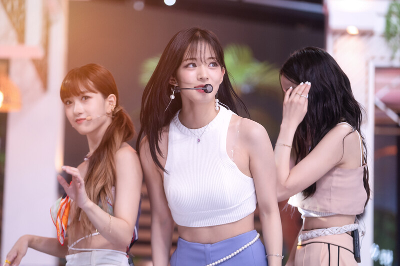 220703 fromis_9 - 'Stay This Way' at Inkigayo documents 2