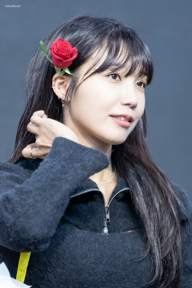 221112 Apink EUNJI at fansign event documents 23