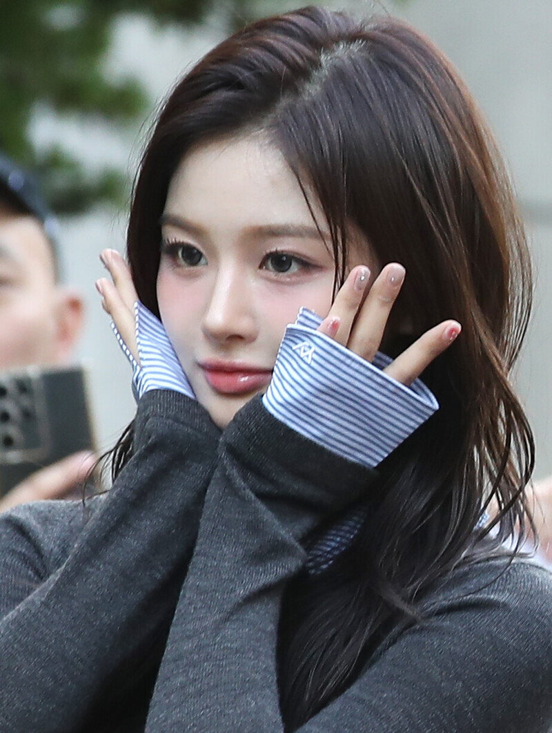 240830 NMIXX Sullyoon - Music Bank commute documents 2