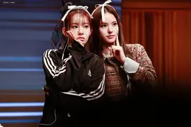 241207 izna Mai & Ryu Sarang at Apple Music Fansign