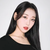 May 10, 2021 LOONA Yves | Kpopping