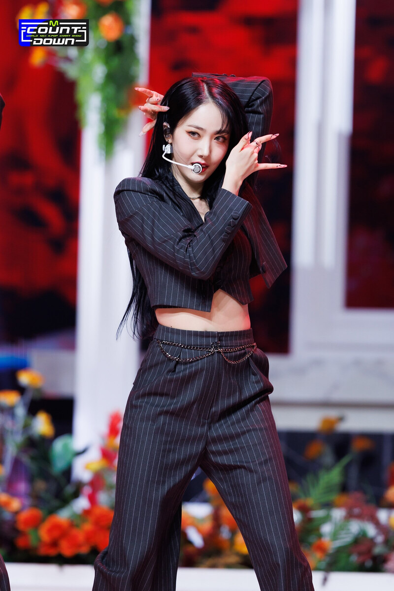 230202 VIVIZ Sinb 'PULL UP' at M Countdown documents 11