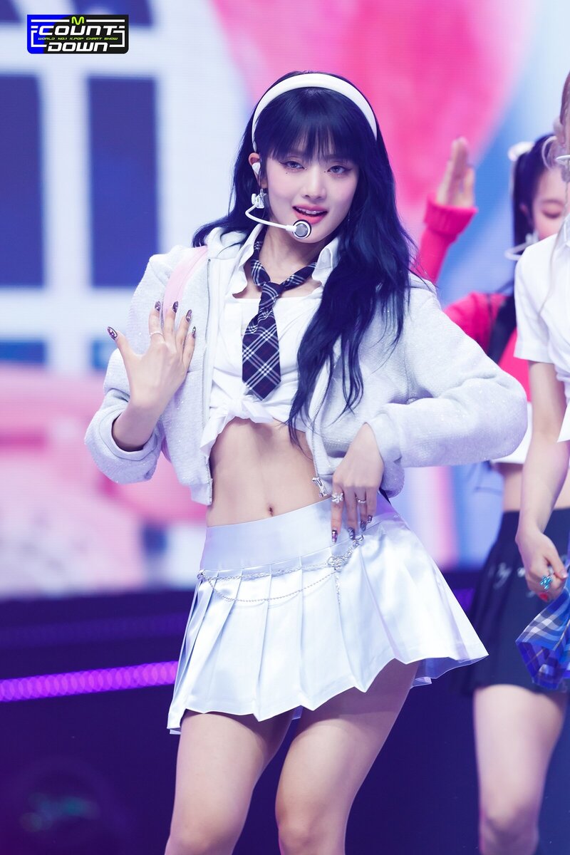 230601 (G)I-DLE Minnie - 'Queencard' at M COUNTDOWN documents 1