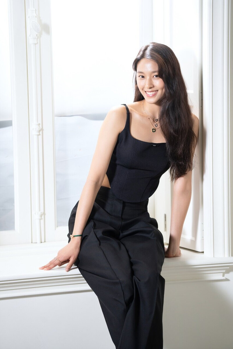 220602 FNC Naver - AOA Seolhyun - Allure Magazine Photoshoot Behind documents 2