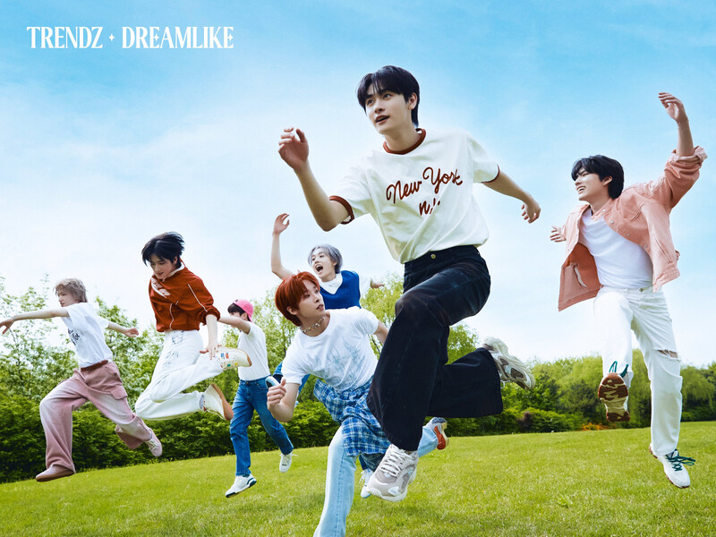 Trendz "Dreamlike" Concept Photos documents 1