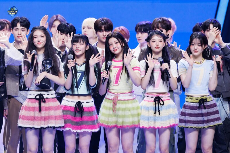 240418 ILLIT - 'Lucky Girl Syndrome' at M Countdown + Encore documents 13