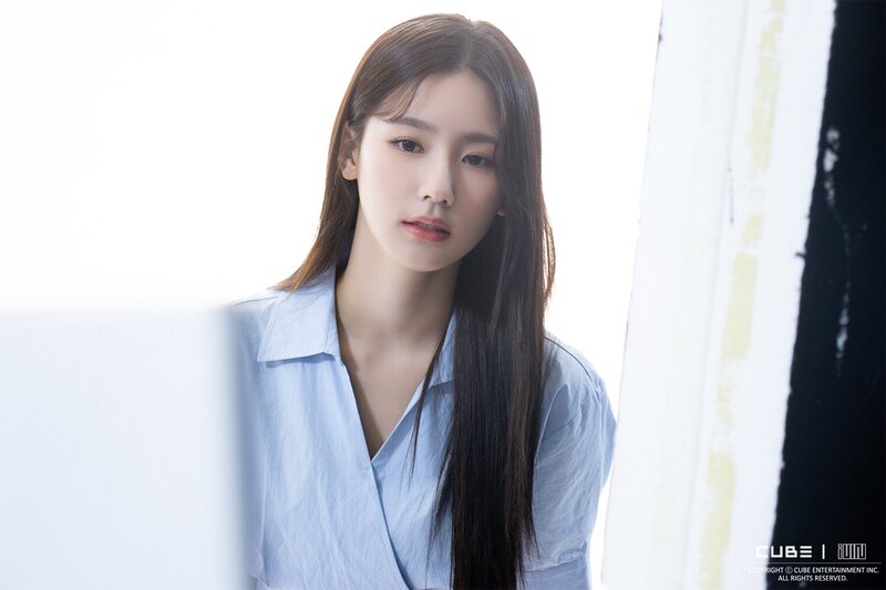 211015 Cube Naver Post - (G)I-DLE Miyeon 2021 Profile Photoshoot documents 15