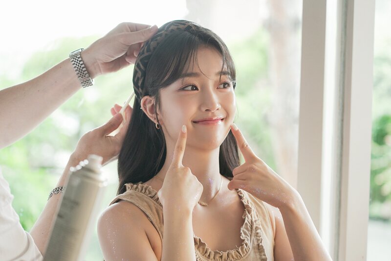 220718 High Up Naver Post - STAYC 'WE NEED LOVE' Jacket Shoot documents 6
