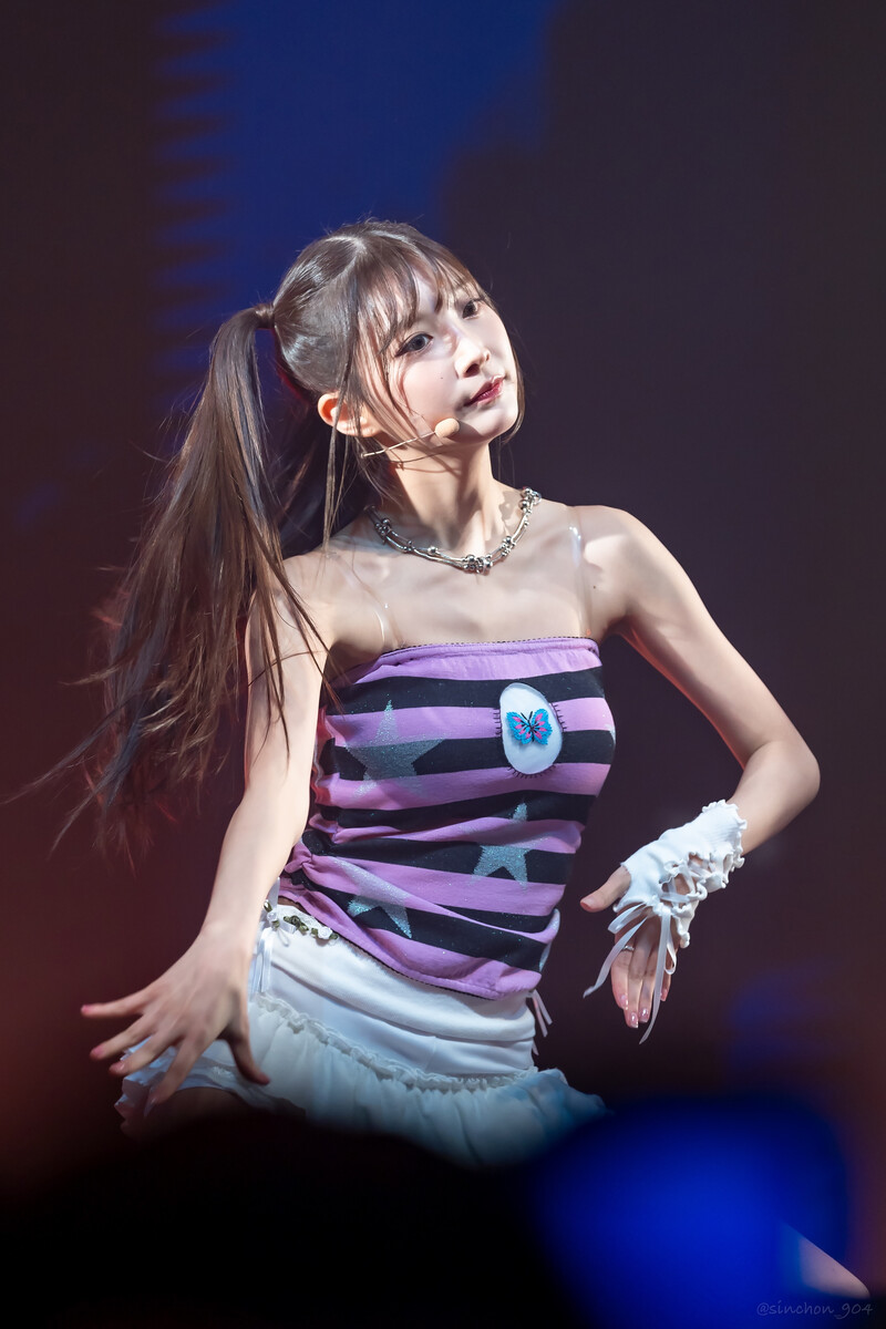 241112 WOOAH Minseo - at "WOOAH Japan 2nd Concert 'WOOAH-LAND AGAIN' in Tokyo, Japan" documents 6