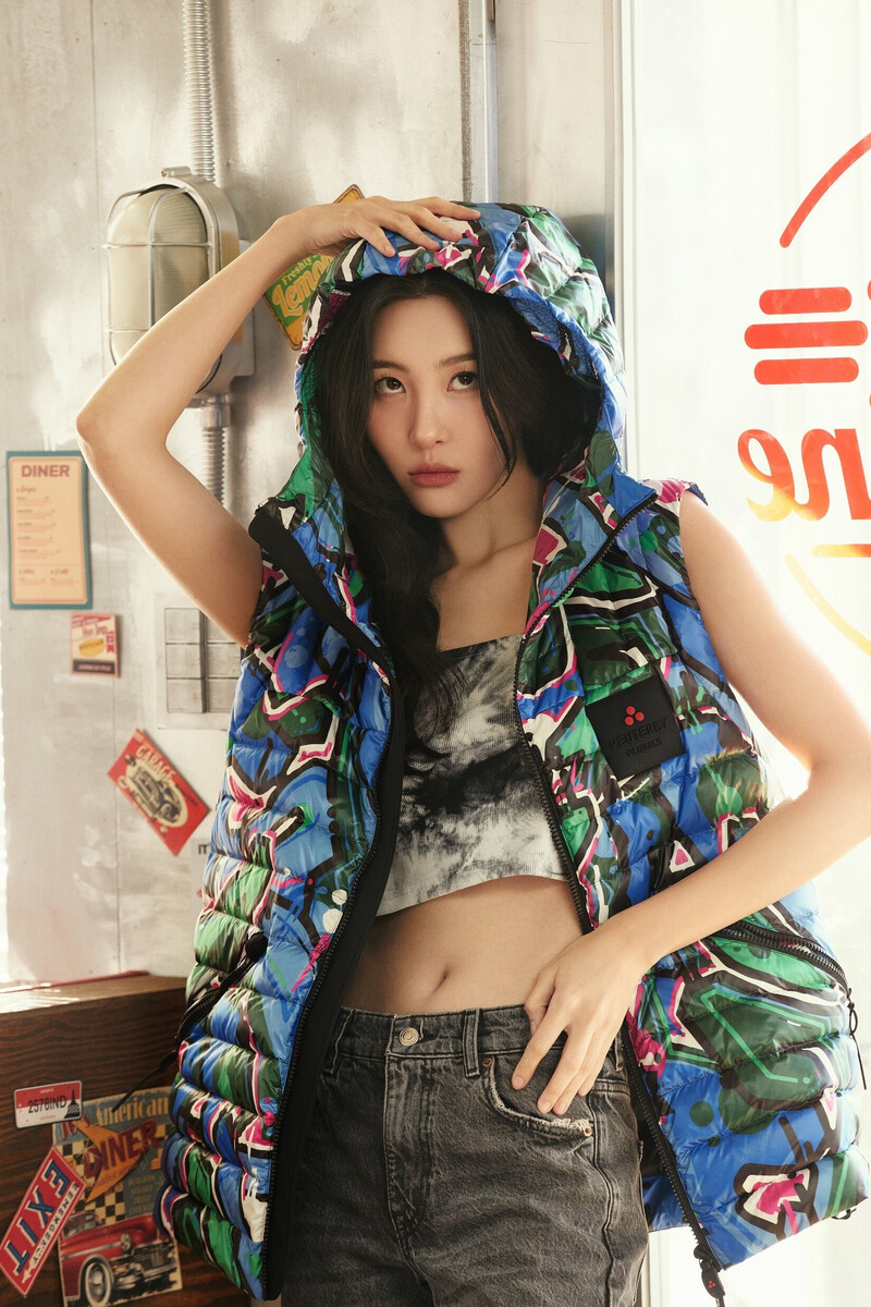 Sunmi for Peutery 2023 SS Collection documents 6