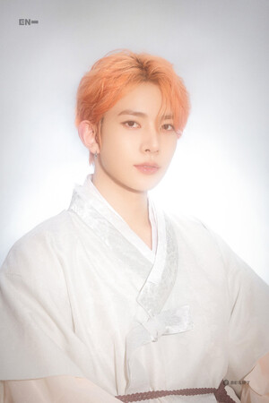 2024 ENHYPEN CHUSEOK <7 BROTHERS’ PHOTO ALBUM> SPECIAL PHOTO | HEESEUNG