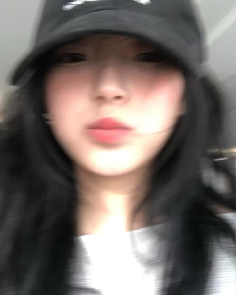 241017 fromis_9 Jiheon Instagram Update documents 2