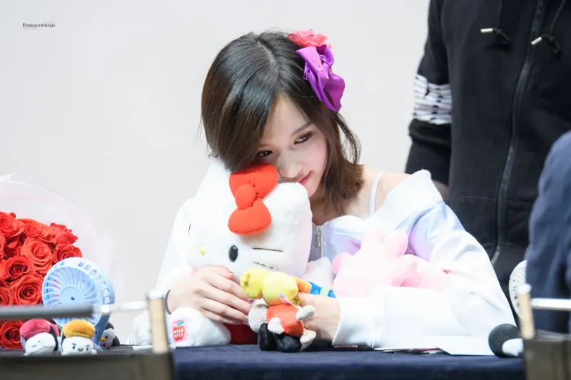 Mina618.jpg