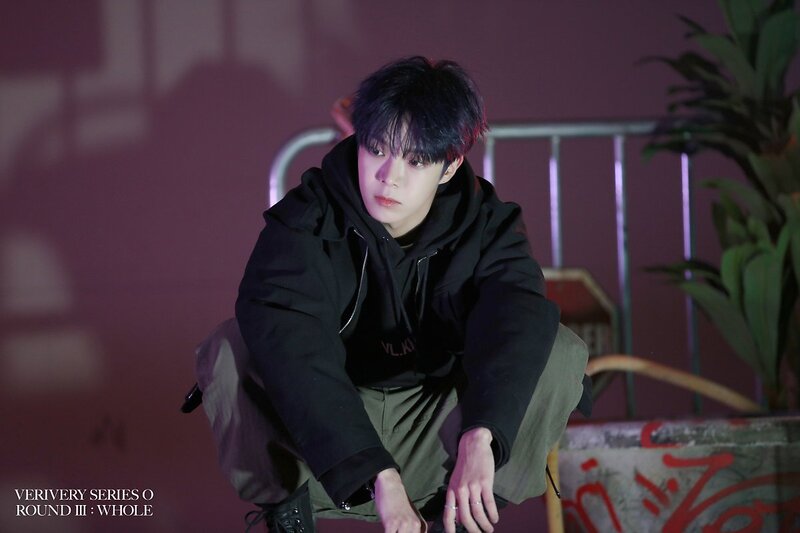 220503 Jellyfish Ent. Naver Post - Verivery at 'Undercover' Behind the Scenes documents 4