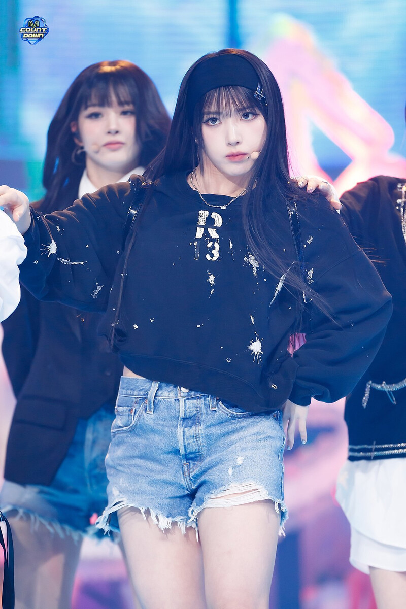 230118 NNIXX Jiwoo - 'Dash' and 'Sonar' at M Countdown documents 2