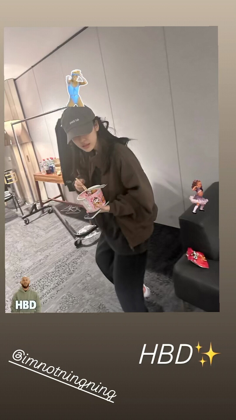 241023 - WINTER Instagram Story Update with NINGNING - Happy NINGNING Day documents 2