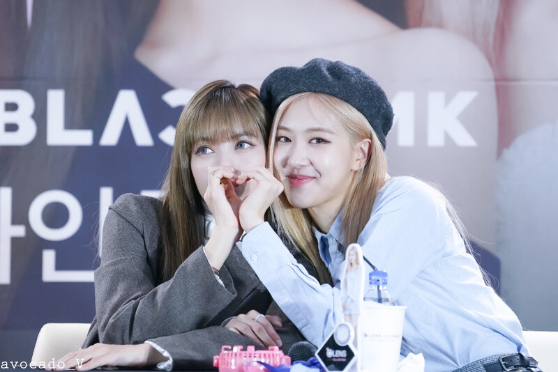 191012 BLACKPINK Rosé & Lisa - OLENS Fansign | kpopping