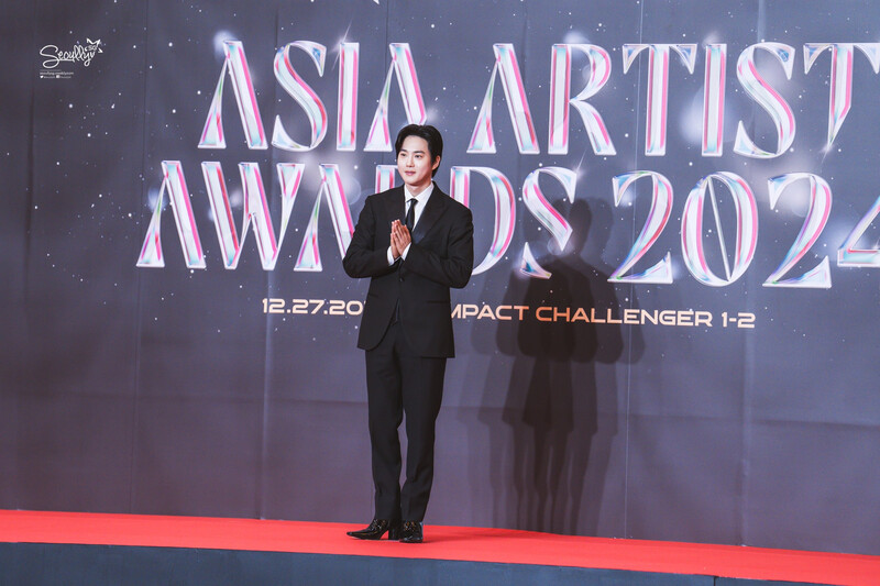 241227 Suho at 2024 Asia Artist Awards documents 4