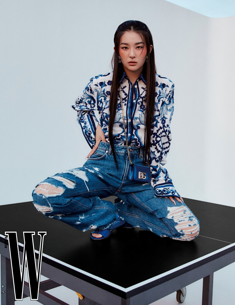 Red Velvet Seulgi for W Korea Seoul Jazz Festival Special Edition x DOLCE & GABBANA documents 2