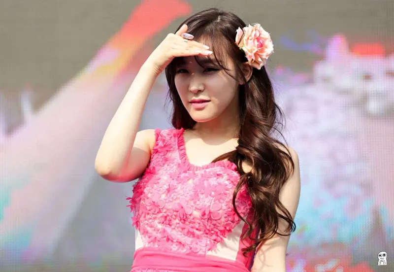 Tiffany956.jpg