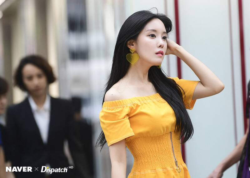 180313 Hyomin 'Mango' promo shoot | Naver x Dispatch documents 13