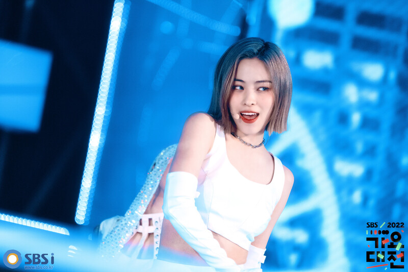 221224 ITZY Ryujin - 2022 SBS Gayo Daejeon Behind Photos documents 4