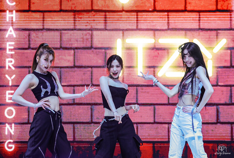 230520 ITZY - Head In The Clouds Festival documents 19