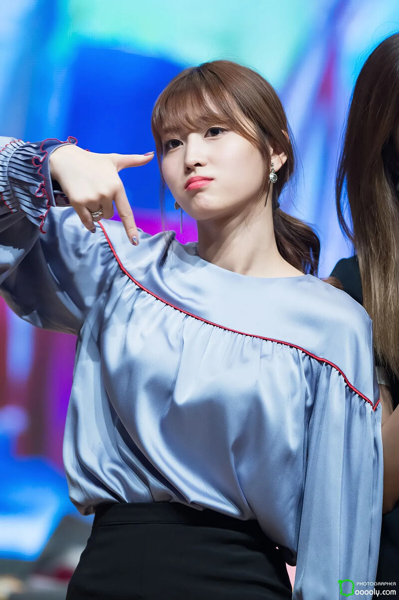 Momo969.jpg